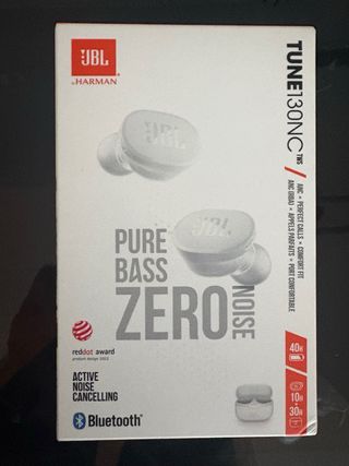 Cascos JBL Tune 130NC Pure Bass Zero Noise