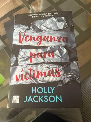 LOTE DE 3 libros Holly Jackson 4️⃣0️⃣€