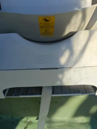 Silla coche Britax Römer 550€ nueva