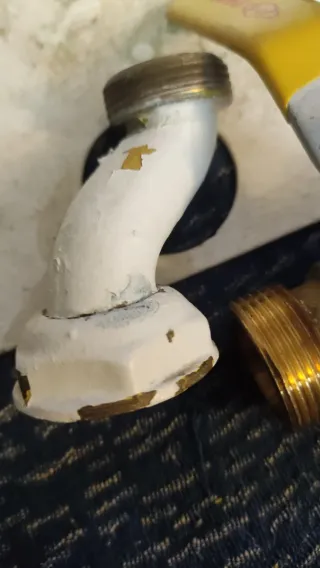 Soporte, Válvula y Codo Contador de gas