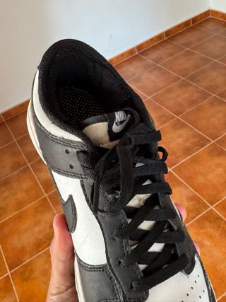 Zapatillas Nike Panda t.43 negras y Blancas