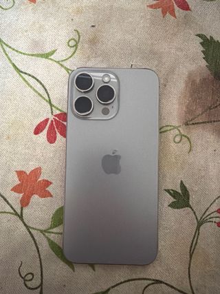 iPhone 15 Pro Max Grigio