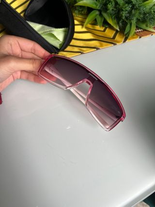 Gafas de sol Carrera rosas y amarillas