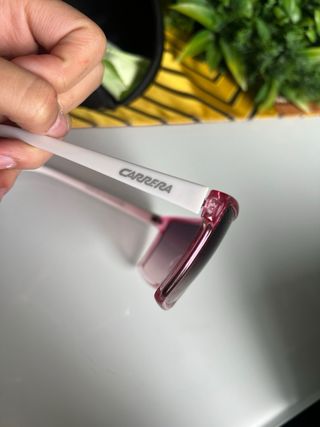 Gafas de sol Carrera rosas y amarillas