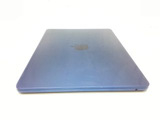 portatil apple apple macbook air m2 8-core 3.4 13 (8gpu) (2022) (a2681)