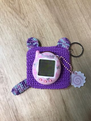 Cartera Tamagotchi Kawaii Morada