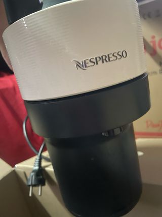Cafetera Nespresso Blanca