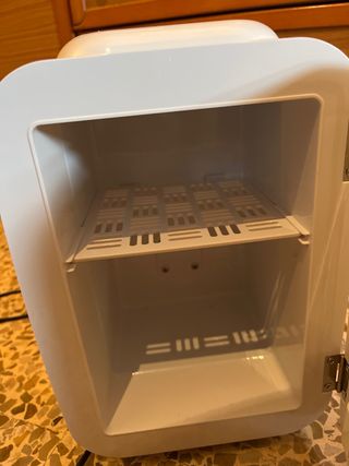 Mini nevera NK blanca