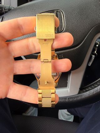 Reloj Diesel Dorado