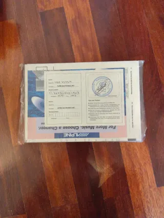 Radio Alpine con cargador de CDs