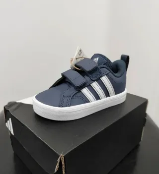 Adidas Sapatilhas Criança Tamanho 19 novas