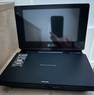 Reproductor DVD Portátil LG Negro