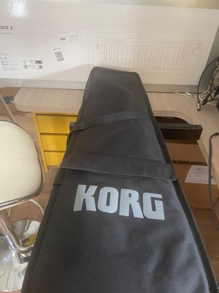 Korg RK-100S 2 Rojo.