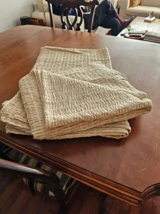 2 Colchas Algodón Textura Beige