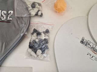 Racchette Ping Pong Dama Scacchi inFAMOUS 2 PS3