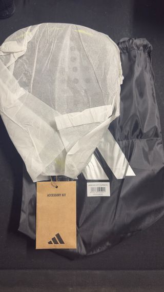 Pala de pádel Adidas Arrow Hit Carbon