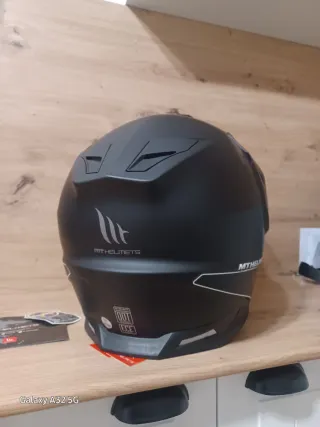 Casco MT Negro .Nuevo. Talla S