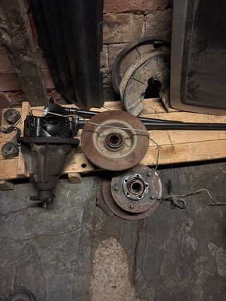 Grupo y mas piezas Discovery 300