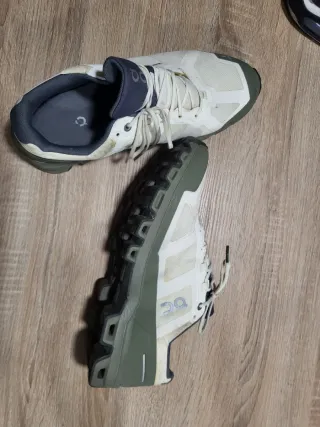 Zapatillas runniong on cloudswift