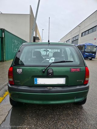 Opel Corsa Edition 2000