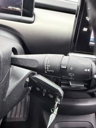 Citroën C4 Cactus BlueHDi 100 S&S C-Series