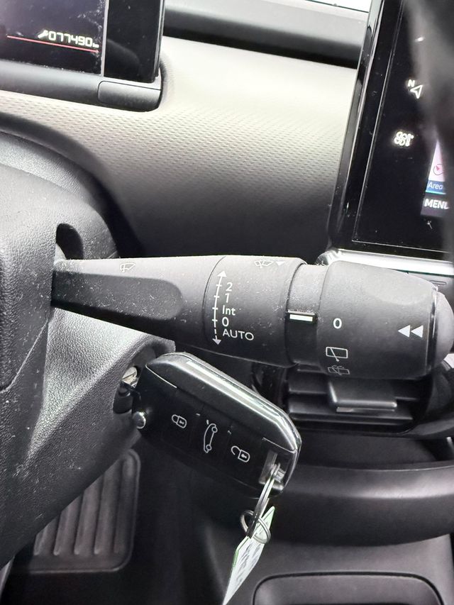 Citroën C4 Cactus BlueHDi 100 S&S C-Series