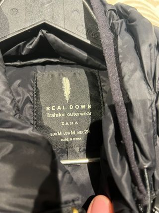 Chaqueta Zara Plumas Negra Mujer