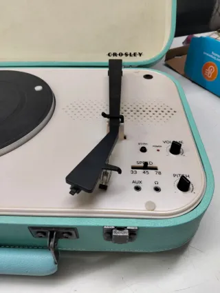 Maleta vintage azul verdoso