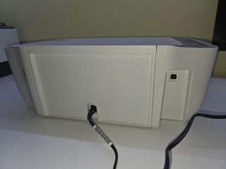Impresora HP DeskJet 2720e