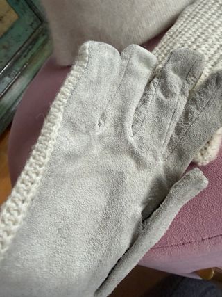 Conjunto gorro y guantes serraje beige