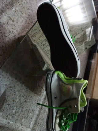 Botas Converse Blancas y Verdes