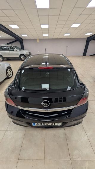 Opel Astra 2008