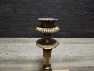 Antiguo Candelabro de Metal