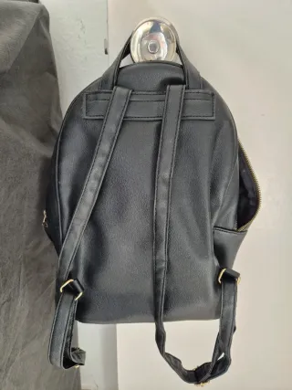 Mochila negra