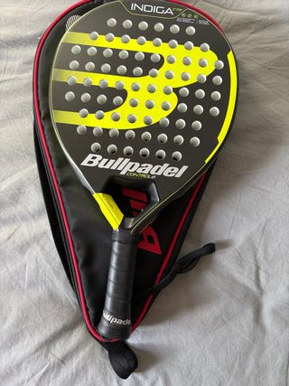 Pala Bullpadel Indiga CTR Negra y Verde (SIN USAR)