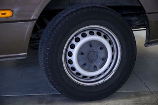 Volkswagen Crafter   PRO Kombi 2.0TDI 163cv BMT 35 Medio