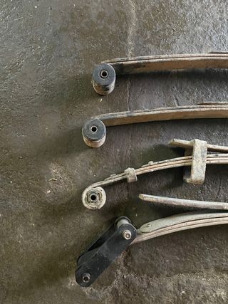 Juego Ballestas Suzuki Samurai SJ410