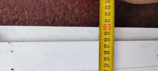 Ventana blanca de PVC