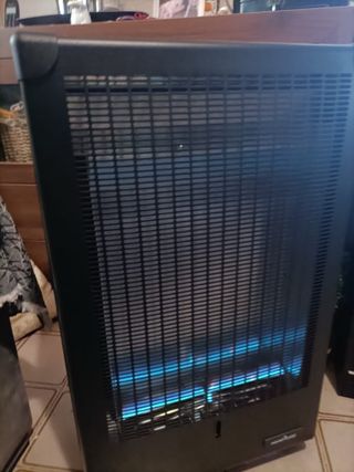 Estufa Llama Azul Metal Negra
