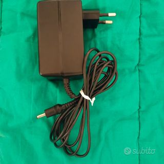 Kenwood BC-17 Caricabatterie TH79