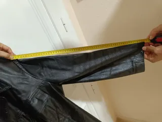 Cazadora cuero vintage negra