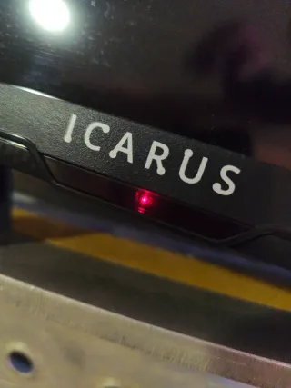 TV Icarus 32 averiada (repuestos)