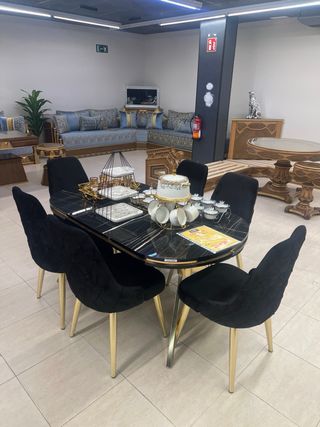 Mesa de Marmol con 6 Sillas - OFERTA!