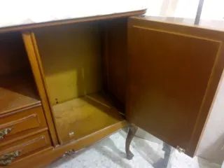 Mueble de entrada madera y mármol