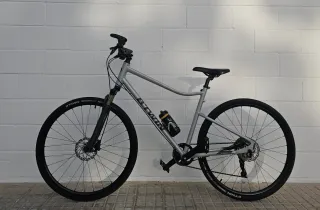 Bicicleta Riverside 900