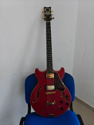 Guitarra Ibanez AMH90 Jazz