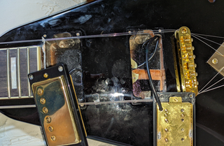 Ajuste guitarra eléctrica Harley Benton Victory