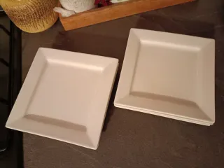 Set 6 Piatti Quadrati Bianchi