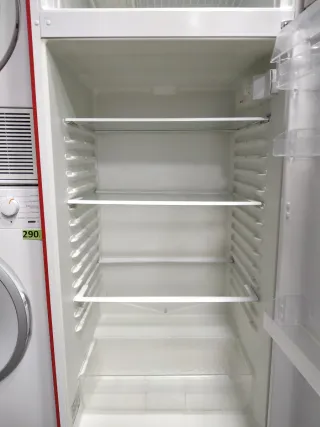 Frigorífico Smeg color rojo