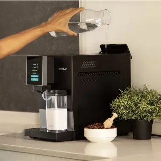 Cafetera cecotec cremaet compactccino connected